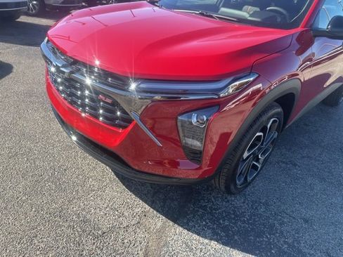 New 2026 Chevrolet Trax RS w/ Driver Confidence Package image 9