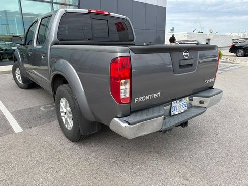 Used 2019 Nissan Frontier SV AWD/4WD image 7