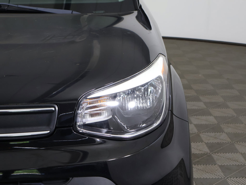 Used 2018 Kia Soul FWD image 9