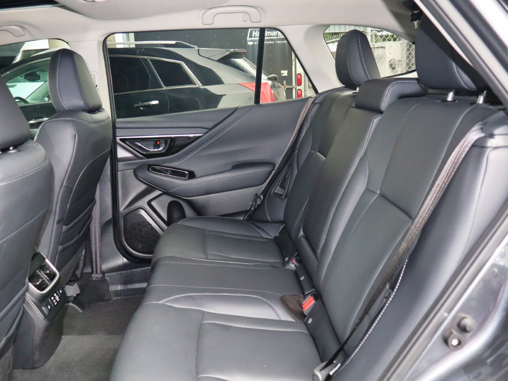 Used 2023 Subaru Outback Touring XT AWD/4WD image 35