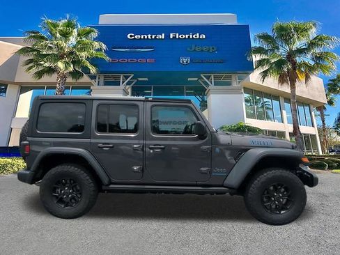 Used 2024 Jeep Wrangler Unlimited AWD/4WD image 4