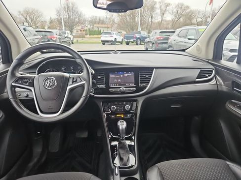 Used 2022 Buick Encore Preferred w/ Safety Package image 13
