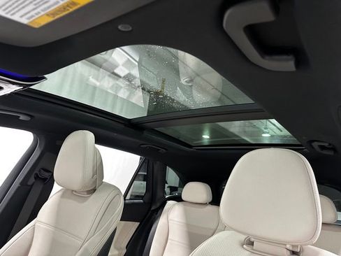 Certified 2023 Mercedes-Benz GLC 300 Black image 37