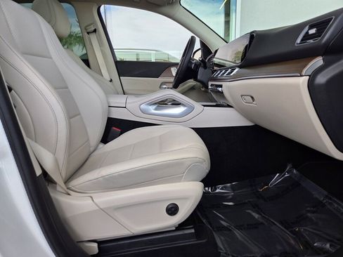 Used 2025 Mercedes-Benz GLE 350 4MATIC image 19