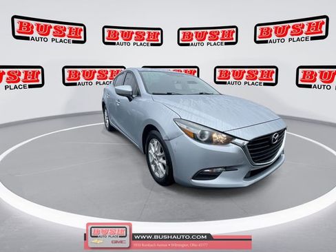 Used 2017 MAZDA MAZDA3 Sport w/ Preferred Equipment Package image 4