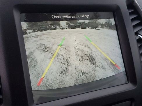 Used 2020 Jeep Cherokee Trailhawk w/ Cold Weather Group image 30