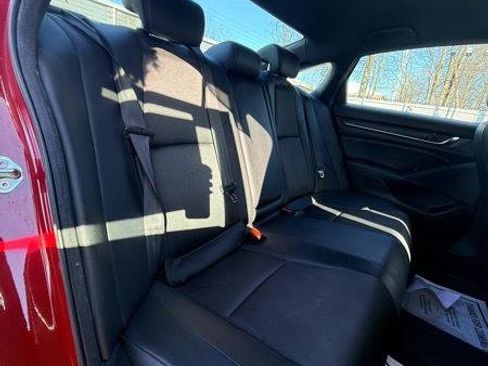 Used 2019 Honda Accord Sport image 12