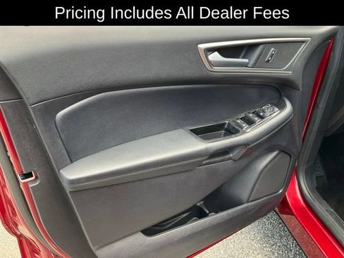 Used 2019 Ford Edge SEL w/ Equipment Group 201A FWD image 7