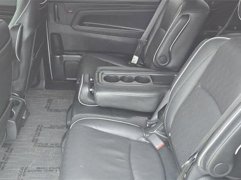 Used 2023 Honda Odyssey Elite image 14