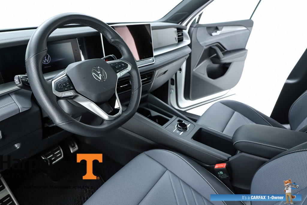 Used 2025 Volkswagen Tiguan SE R-Line AWD/4WD image 19