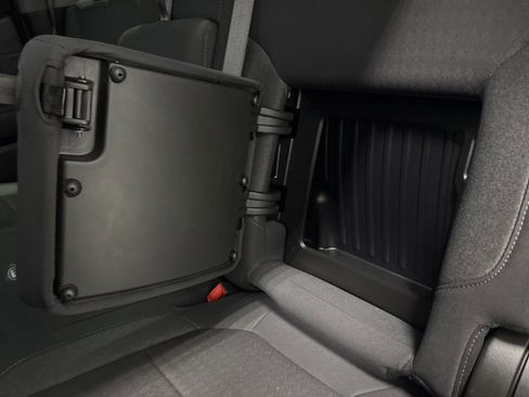 Used 2022 Chevrolet Silverado 1500 RST w/ Z71 Off-Road Package image 35