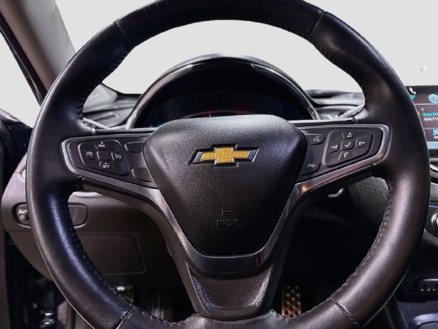 Used 2016 Chevrolet Malibu LT FWD image 12
