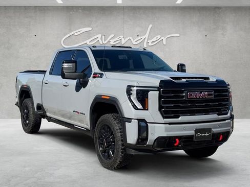Used 2024 GMC Sierra 2500 AT4 w/ AT4 Premium Plus Package image 2