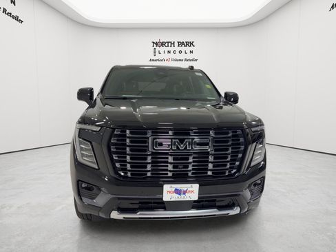 Used 2026 GMC Yukon Denali Ultimate AWD/4WD image 8