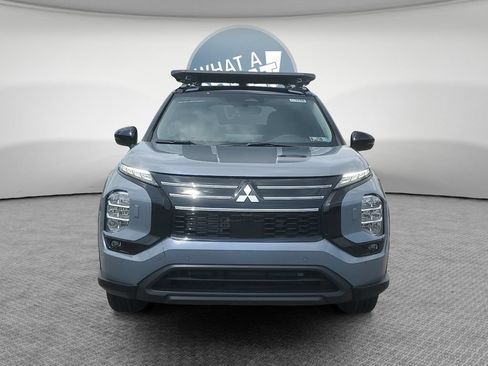 New 2026 Mitsubishi Outlander AWD image 9