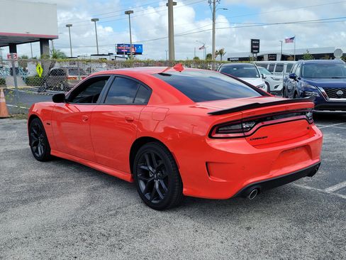 Used 2023 Dodge Charger R/T w/ Plus Group RWD image 7