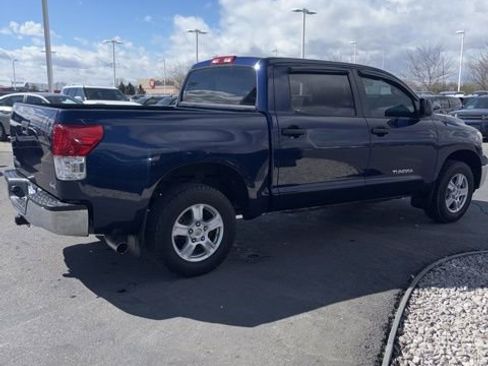 Used 2013 Toyota Tundra 4x4 CrewMax w/ Tow Pkg image 2