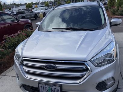 Used 2017 Ford Escape SE w/ Equipment Group 201A