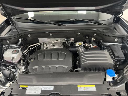 Used 2024 Volkswagen Atlas Cross Sport SEL AWD/4WD image 24
