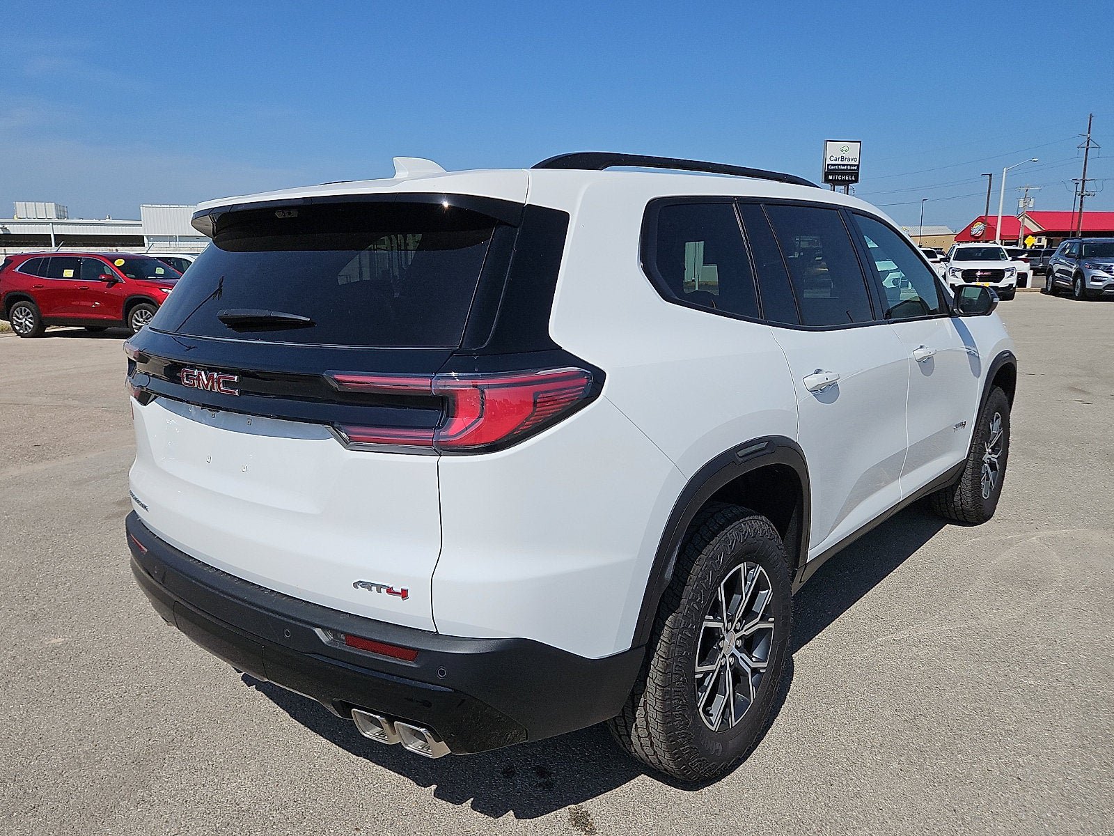 New 2026 GMC Acadia AT4 w/ LPO, Floor Liner Package AWD/4WD image 5