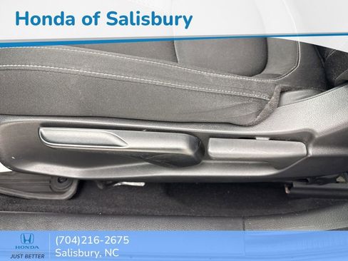 Used 2019 Honda Civic EX image 19