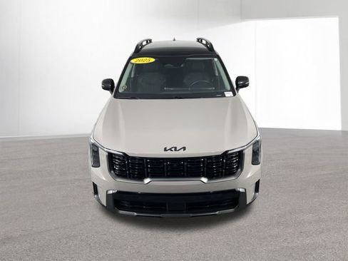 Used 2025 Kia Sorento SX image 45