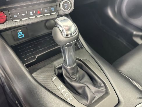 Used 2024 Ford Mustang GT Premium image 18