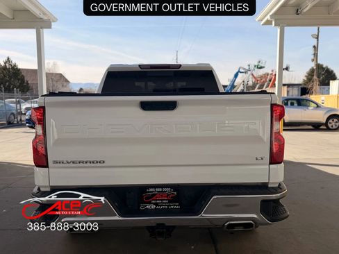 Used 2023 Chevrolet Silverado 1500 LT w/ Z71 Off-Road Package image 6