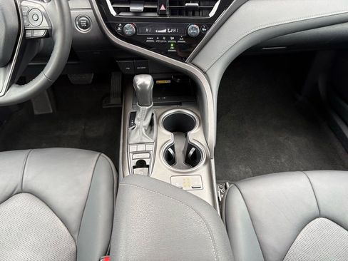 Used 2024 Toyota Camry XSE image 19