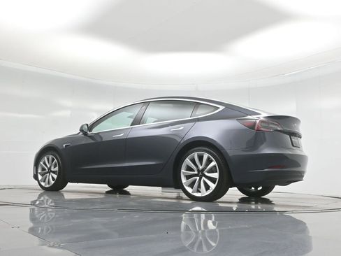 Used 2019 Tesla Model 3 Standard Range Plus image 47