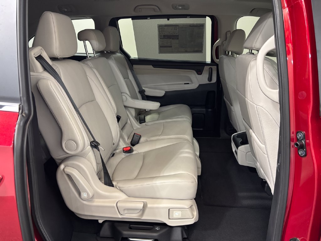 New 2027 Honda Odyssey EX-L image 17