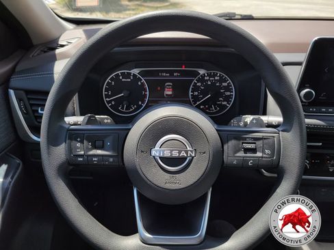 Used 2023 Nissan Rogue S FWD image 31
