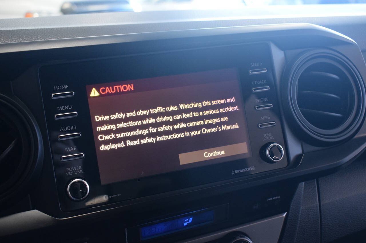 Used 2022 Toyota Tacoma SR AWD/4WD image 28