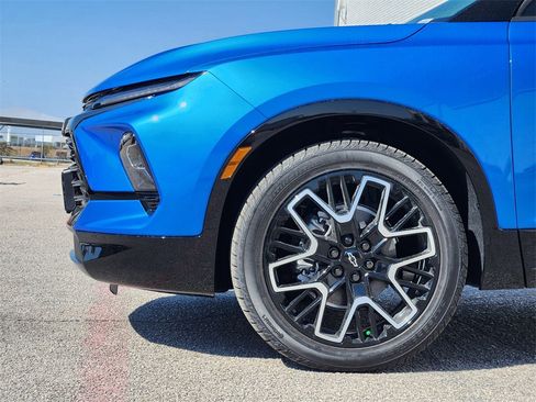 New 2025 Chevrolet Blazer RS w/ Driver Confidence II Package image 5