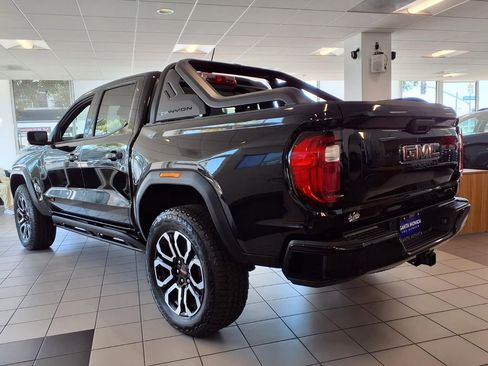 New 2025 GMC Canyon AT4 w/ Nightfall Edition AWD/4WD image 9