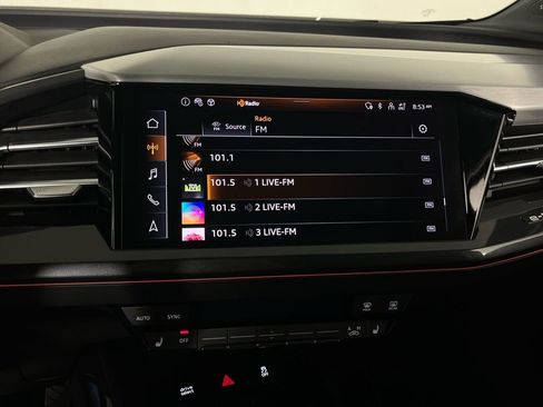 Used 2023 Audi Q4 e-tron Premium Plus w/ Premium Plus image 18