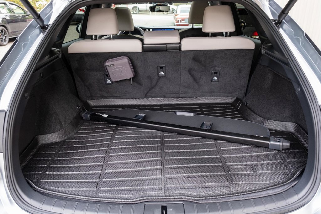 Used 2024 Lexus RX 350 Premium w/ Accessory Package (Z1) AWD/4WD image 28