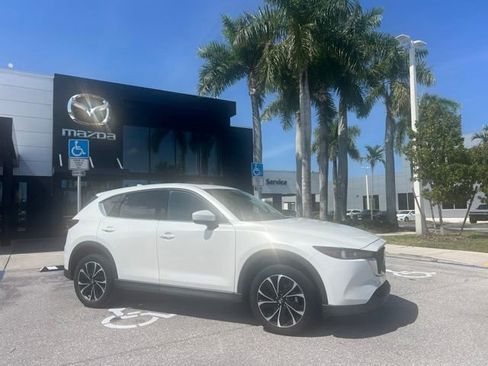Used 2023 MAZDA CX-5 AWD 2.5 S w/ Premium Plus Pkg image 3