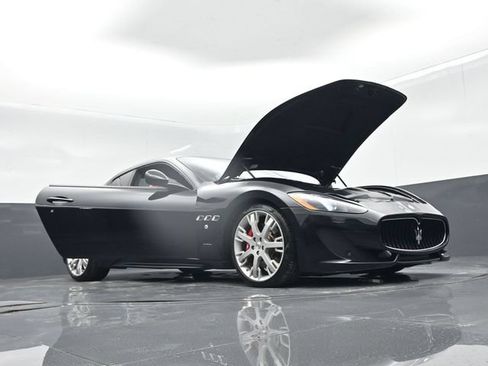Used 2017 Maserati GranTurismo Sport RWD image 67