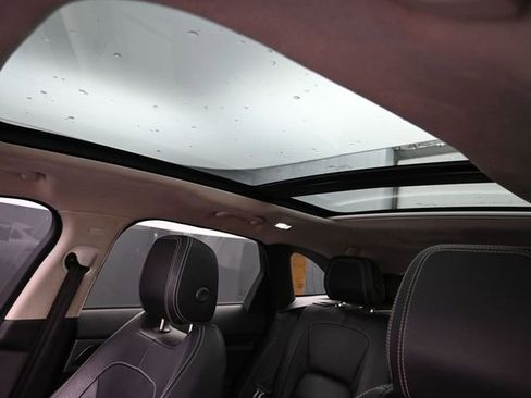 Used 2020 Jaguar F-PACE Checkered Flag image 33