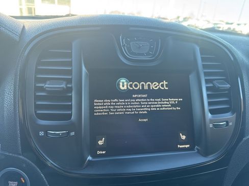 Used 2023 Chrysler 300 S image 14