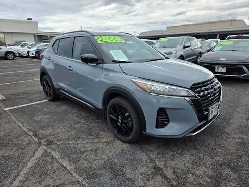 Used 2024 Nissan Kicks SR image 1