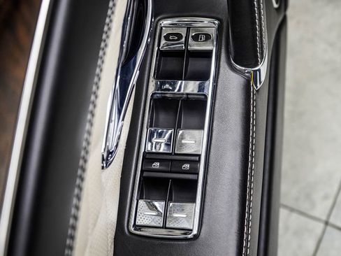 Used 2018 Bentley Flying Spur S V8 AWD/4WD image 38