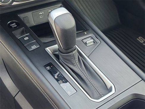 Certified 2025 Nissan Kicks SV w/ Illumination Package image 19