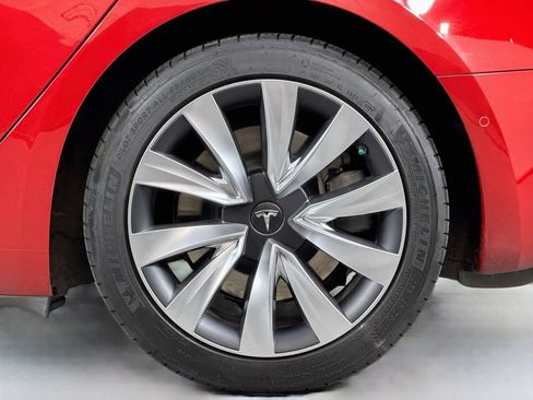 Used 2018 Tesla Model 3 Mid Range RWD image 11