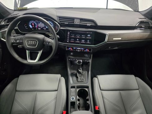 Used 2025 Audi Q3 2.0T Premium w/ Convenience Package image 17