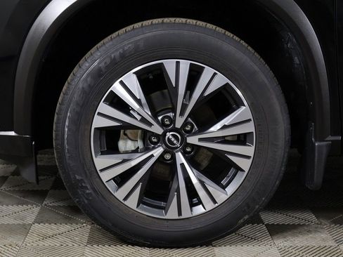 Used 2023 Nissan Rogue SV AWD/4WD image 19