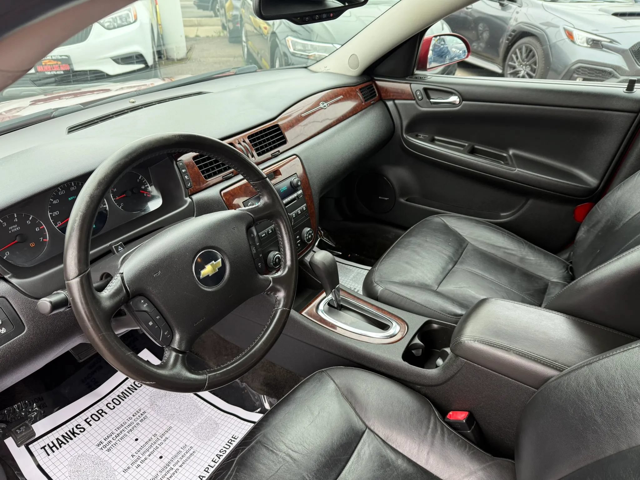 Used 2011 Chevrolet Impala LTZ FWD image 11