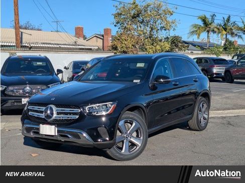 Used 2022 Mercedes-Benz GLC 300 4MATIC image 1