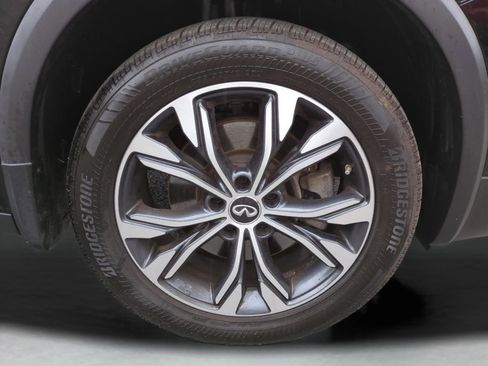 Used 2019 INFINITI QX30 AWD w/ Navigation Package image 27